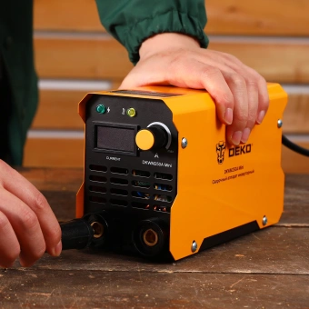 Сварочный аппарат Deko DKWM250A Mini инвертор ММА 4.2кВт - купить недорого с доставкой в интернет-магазине