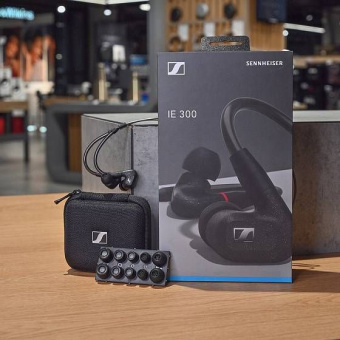 Наушники вкладыши Sennheiser IE 300 1.25м черный проводные крепление за ухом (509104) - купить недорого с доставкой в интернет-магазине