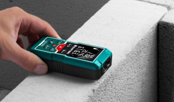 Лазерный дальномер Kraftool LD-100 2кл.лаз. 650нм цв.луч. красный в кейсе (34765) - купить недорого с доставкой в интернет-магазине