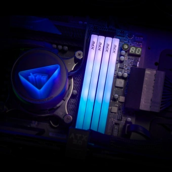 Память DDR5 2x16GB 6000MHz A-Data AX5U6000C2816G-DTLABRWH XPG Lancer Blade RGB RTL Gaming PC5-44800 CL28 DIMM 288-pin 1.4В single rank Ret - купить недорого с доставкой в интернет-магазине