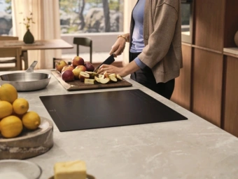 Индукционная варочная поверхность Electrolux EIT60433CT черный - купить недорого с доставкой в интернет-магазине