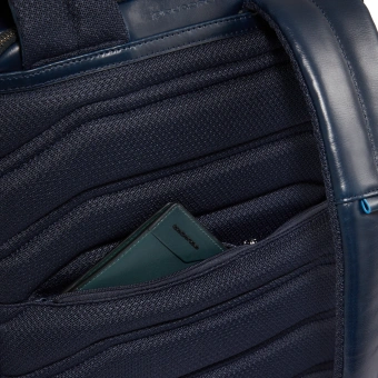 Рюкзак мужской Piquadro Blue Square CA6592B2BM/BLU2 темно-синий натур.кожа - купить недорого с доставкой в интернет-магазине