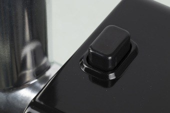 Мясорубка Vitek VT-3644 2000Вт черный - купить недорого с доставкой в интернет-магазине