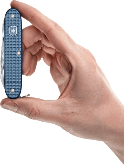 Нож перочинный Victorinox Pioneer X Alox LE26 (0.8231.L26) 93мм 9функц. синий подар.коробка - купить недорого с доставкой в интернет-магазине